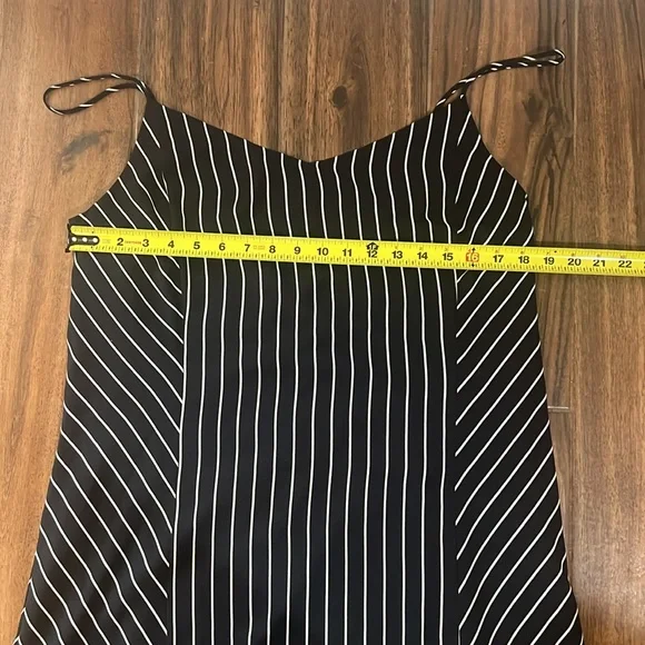 BANANA REPUBLIC STRIPED SLIP DRESS ………422 - Picture 11 of 13
